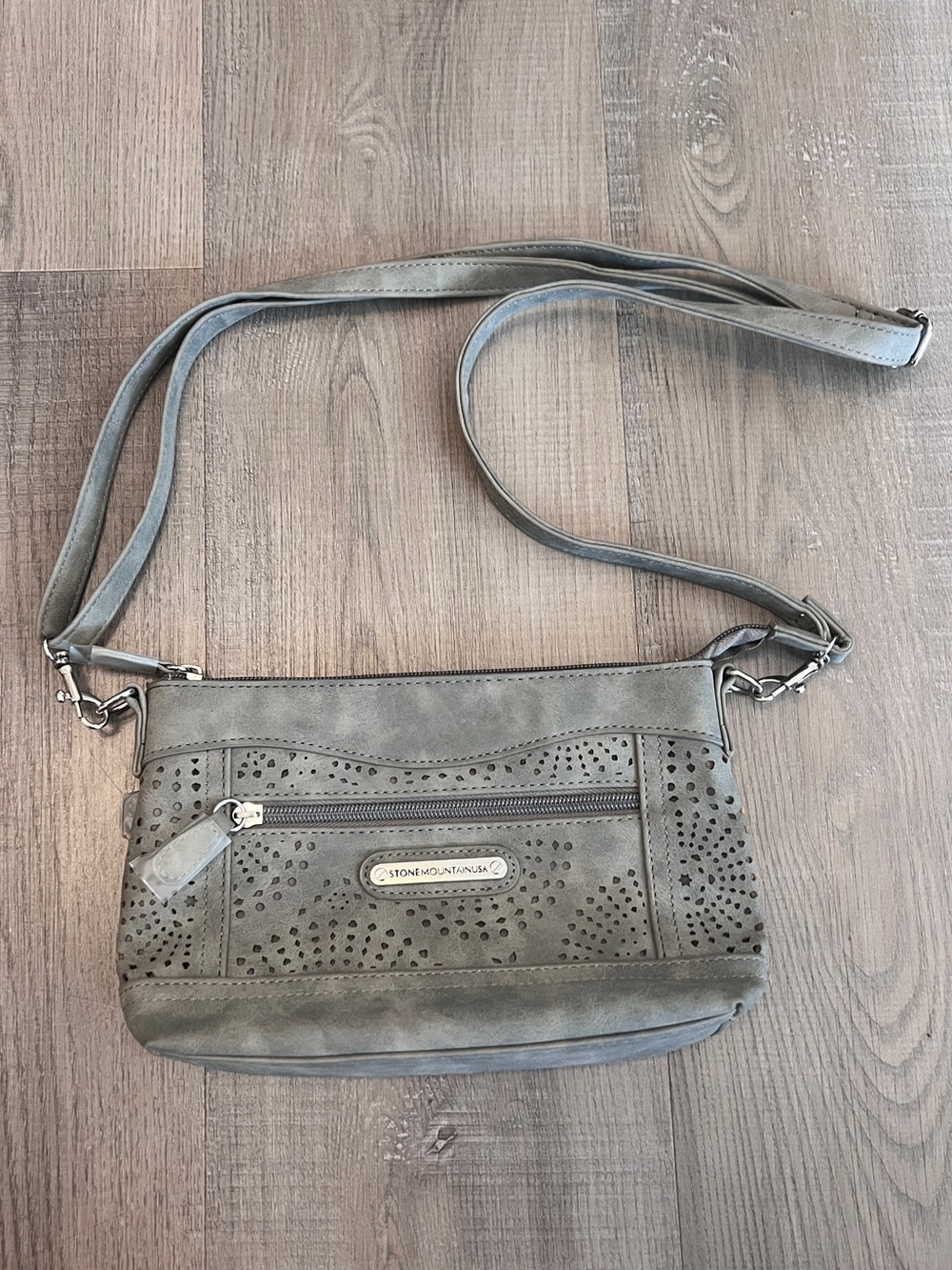 NWOT Stone Mountain Crossbody Purse